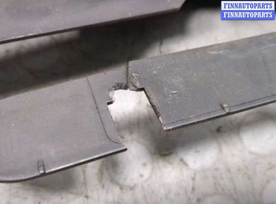 купить Решетка радиатора на Volkswagen Caddy 2004-2015