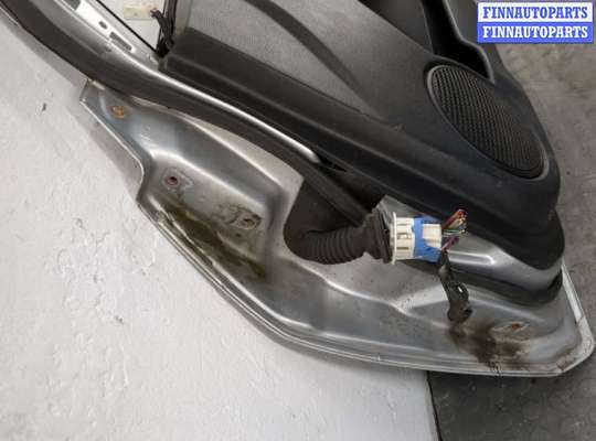 купить Стекло боковой двери на Mazda 2 2007-2014