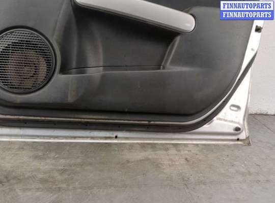 купить Стекло боковой двери на Mazda 2 2007-2014