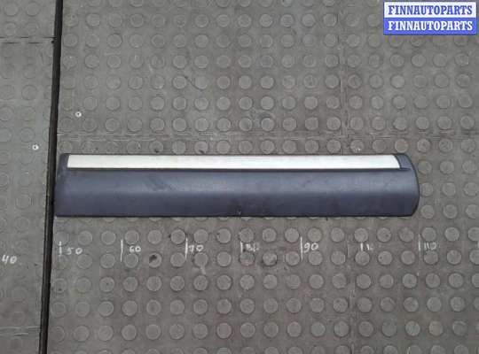 Молдинг двери CD69779 на Chevrolet Tahoe 1999-2006