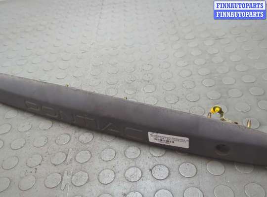 купить Накладка крышки багажника (двери) на Pontiac Vibe 1 2002-2008