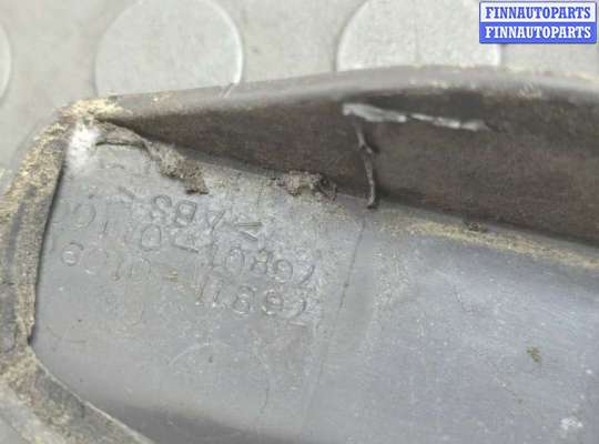 купить Накладка крышки багажника (двери) на Pontiac Vibe 1 2002-2008