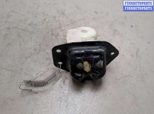 Замок багажника