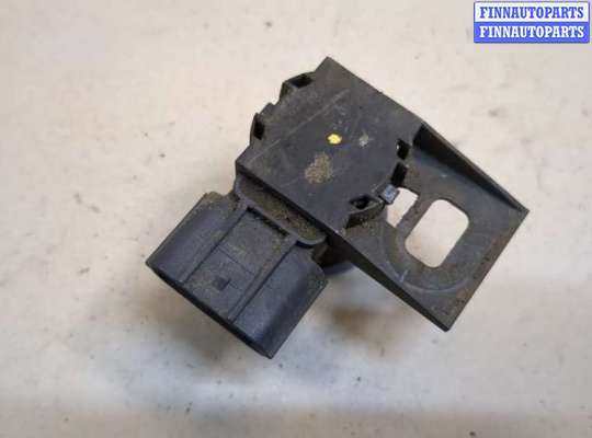 Датчик парктроника на Kia Cerato III (YD)