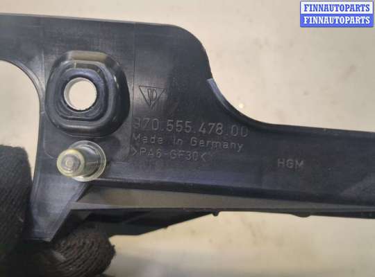 купить Кронштейн (лапа крепления) на Porsche Panamera 2009-2016