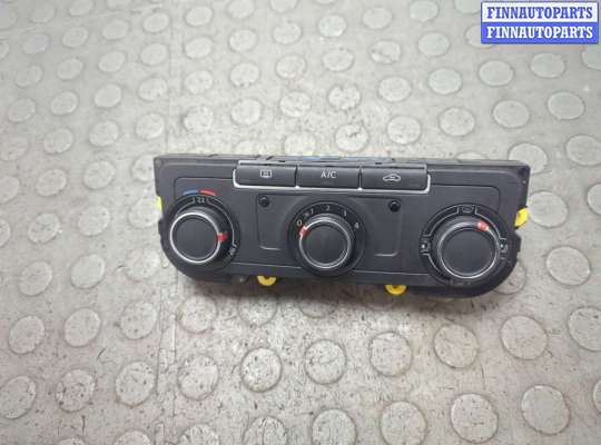 Блок управления печкой на Volkswagen Transporter T6