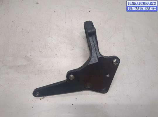 купить Кронштейн полуоси на Nissan X-Trail (T30) 2001-2007