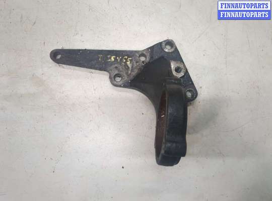 купить Кронштейн полуоси на Nissan X-Trail (T30) 2001-2007