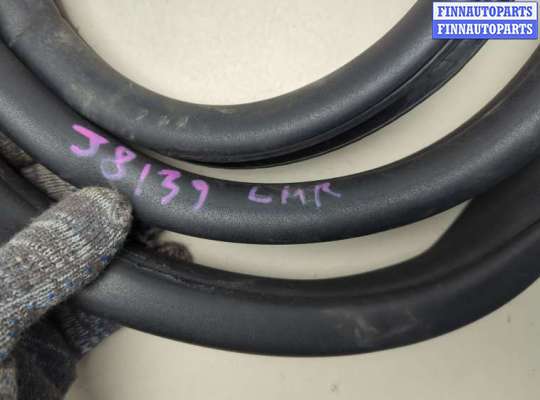 купить Уплотнитель на Mercedes GLE W166 2015-2018