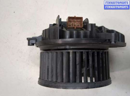 купить Двигатель отопителя (моторчик печки) на Audi A4 (B6) 2000-2004