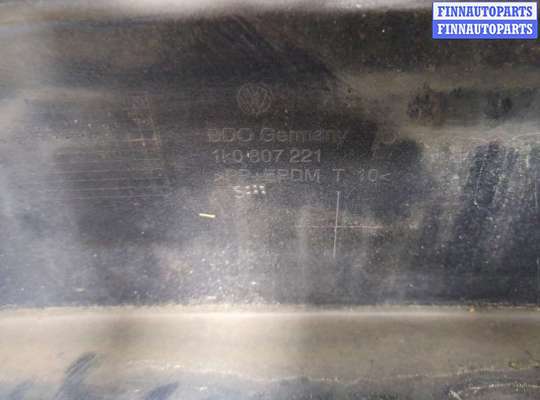 купить Бампер на Volkswagen Golf 5 2003-2009
