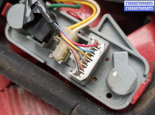 купить Фонарь (задний) на Toyota Yaris 2005-2011