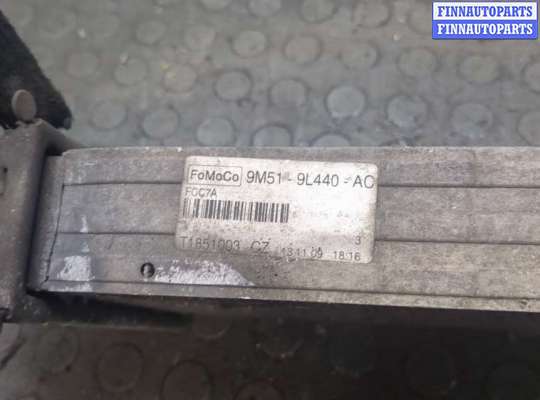 купить Радиатор интеркулера на Volvo C30 2010-2013