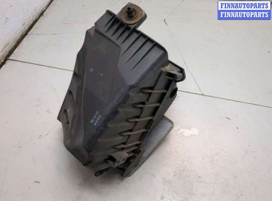 Корпус воздушного фильтра на Audi A4 (8E/8H, B6)