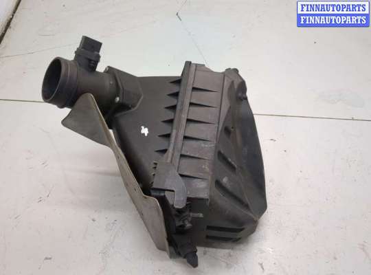 Корпус воздушного фильтра на Audi A4 (8E/8H, B6)