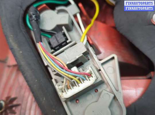 купить Фонарь (задний) на Toyota Yaris 2005-2011