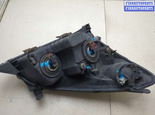 купить Фара (передняя) на Toyota Corolla Verso 2004-2009