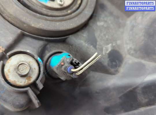 купить Фара (передняя) на Toyota Corolla Verso 2004-2009