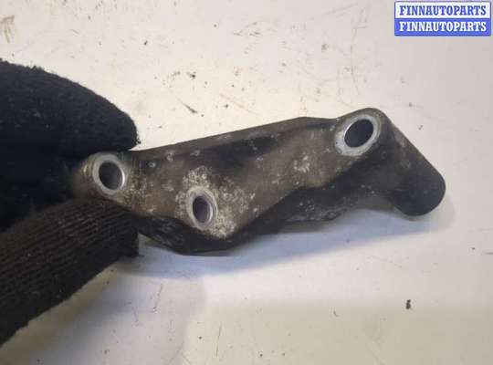 купить Кронштейн КПП на Honda Civic 2000-2006