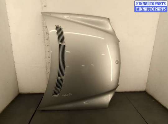 Капот на Mercedes-Benz C (W203)