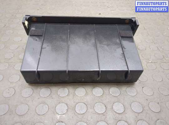 купить Бардачок (вещевой ящик) на Nissan 350Z 2002-2009