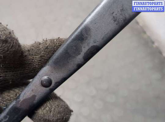 купить Щеткодержатель на Toyota FJ Cruiser