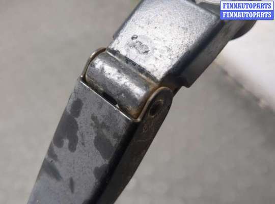 купить Щеткодержатель на Toyota FJ Cruiser