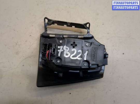 Переключатель света на Ford Focus III