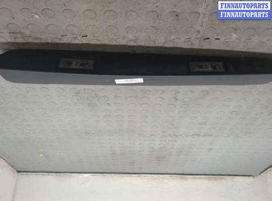 купить Подсветка номера на Opel Vivaro 2014-2019