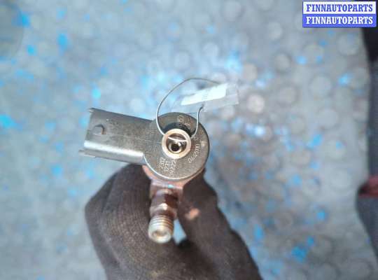 купить Форсунка топливная на Chrysler Voyager 2000-2007