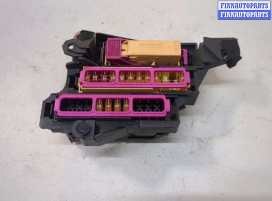 купить Блок предохранителей на Audi Q5 2008-2017