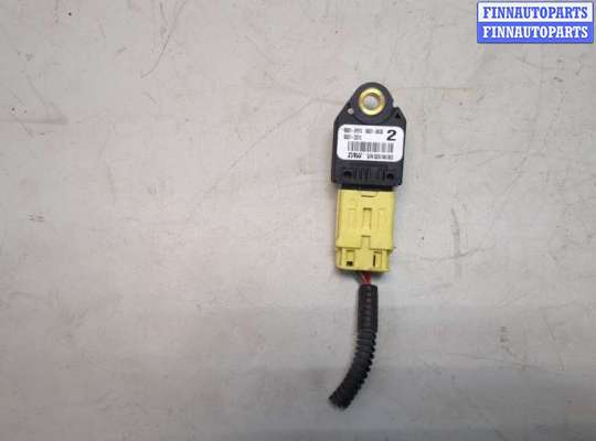 купить Датчик удара на Toyota Camry V40 2006-2011