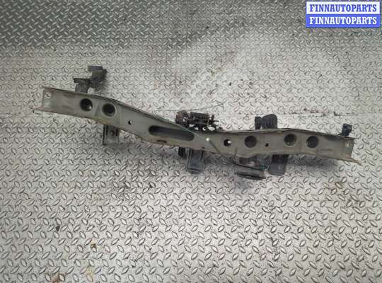 купить Рамка капота на Toyota Auris E15 2006-2012