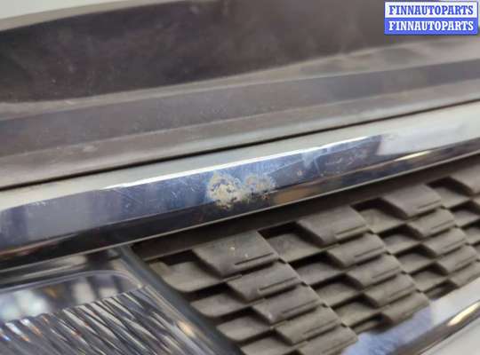 купить Решетка радиатора на Nissan Micra K12E 2002-2010