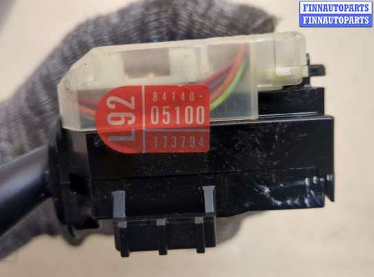 купить Переключатель поворотов на Toyota Avensis 2 2003-2008