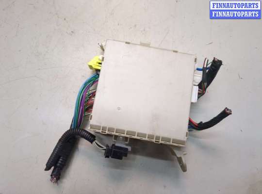 купить Блок предохранителей на Toyota Highlander 1 2001-2007