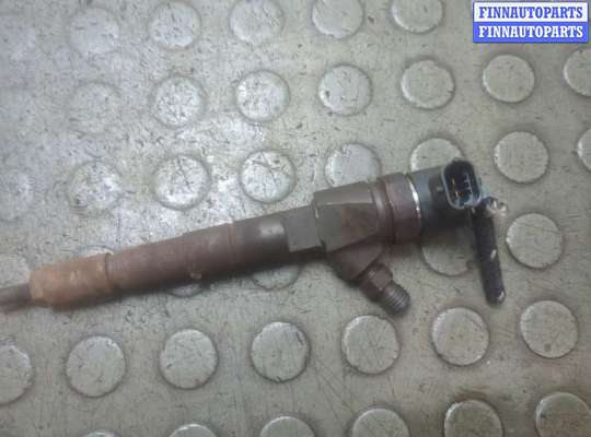 Форсунка топливная OP2381651 на Opel Astra J 2010-2017