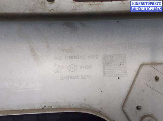 купить Решетка радиатора на Renault Master 1998-2010