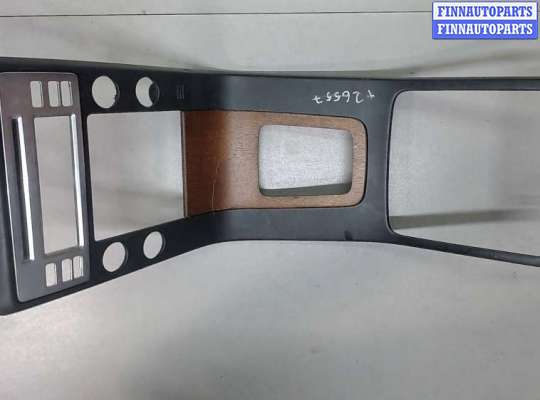 купить Рамка под кулису на Volvo V70 2007-2013