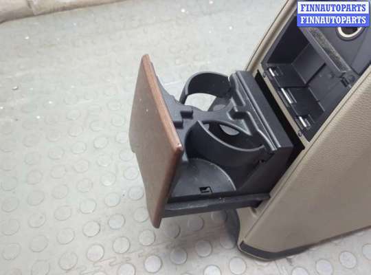 купить Подлокотник на Volvo XC90 2002-2014