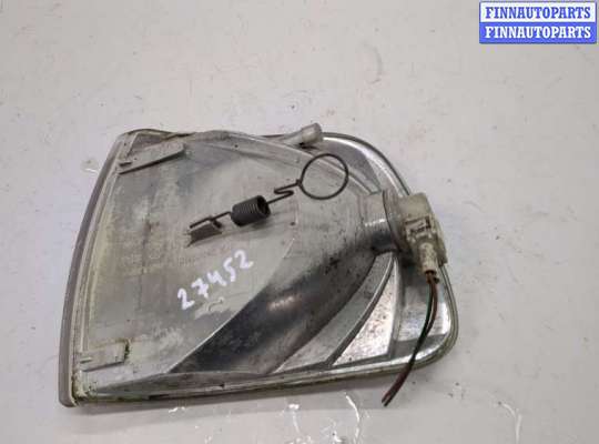 Поворотник передний на Volkswagen Transporter T4