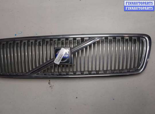 купить Решетка радиатора на Volvo V70 2000-2007