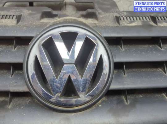 купить Решетка радиатора на Volkswagen Touran 2003-2006