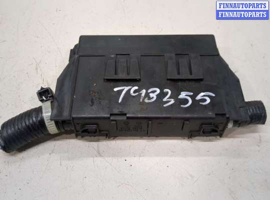 Блок предохранителей NS892554 на Nissan Juke 2010-2019