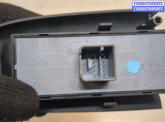 купить Кнопка стеклоподъемника (блок кнопок) на Skoda Octavia (A5) 2004-2008