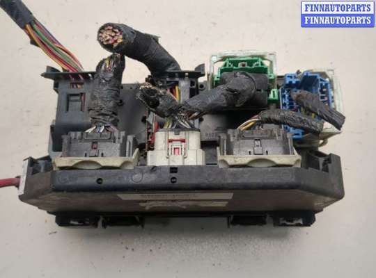 купить Блок предохранителей на Chrysler Voyager 2007-2010