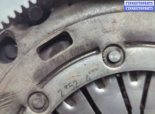 купить Маховик на Volkswagen Touran 2003-2006