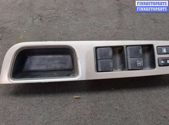 купить Кнопка стеклоподъемника (блок кнопок) на Nissan Tiida 2004-2013