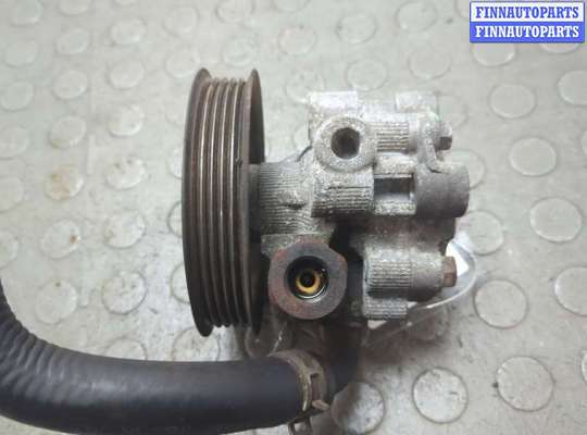 Насос гидроусилителя руля (ГУР) TT908898 на Toyota Corolla Verso 2004-2009