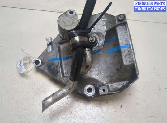 купить Кронштейн компрессора кондиционера на Volkswagen Passat 5 1996-2000